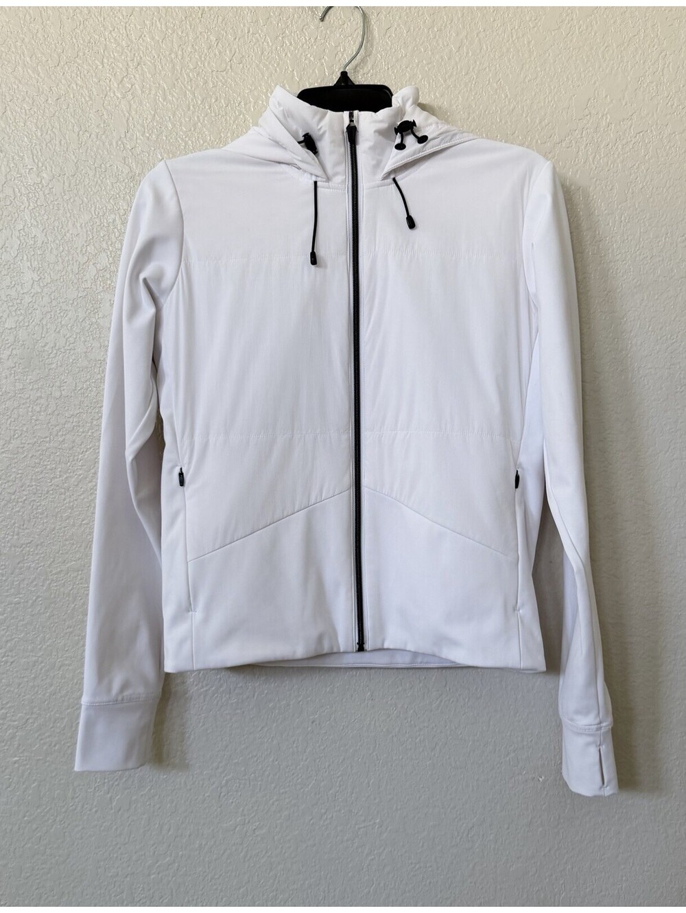 New Vuori Chilled Out Water Repellent Insulated Training Jacket White Sz S $168